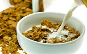 Sereal Gandum dan Susu Rendah Lemak Sarapan Sehat Penderita Diabetes