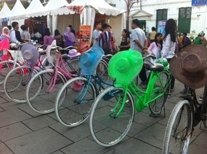 Pak Jokowi, Kota Tua Sudah Cantik Tapi Pengamen Perlu Diatur