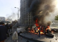 Ledakan terjadi di dekat gedung Serail, yang merupakan kompleks kantor pemerintahan, temasuk kantor PM Libanon. Lokasi ledakan dekat dengan gedung parlemen, bank, dan restoran setempat. REUTERS/Jamal Saidi.