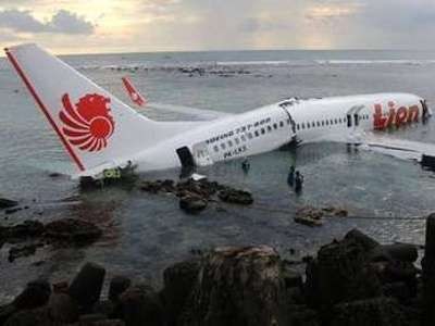 April: Kabar Duka Kecelakaan Lion Air