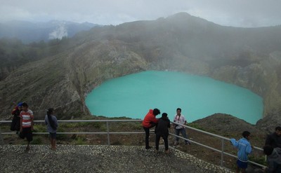 Misteri di Balik Pesona Danau Kelimutu