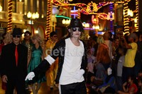 'Michael Jackson' siap menghibur pengunjung.