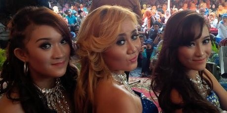 Ingin Saingi Trio Macan, Yenny Anggrainy Besut Trio Singa