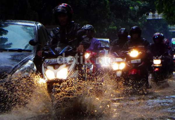 Ini 25 Titik Genangan di Jakarta Setelah Diguyur Hujan