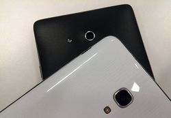 Si Jumbo Huawei Ascend Mate 2 Menggoda