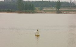 Foto Mencengangkan Karya Seniman Hantu