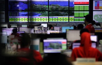 Telkomsel kembali mempersiapakan lonjakan penggunaan jaringannya di malam pergantian tahun baru 2014.
