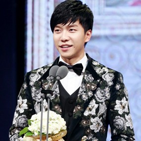 Lee Seung Gi dan Ha Ji Won Berjaya di MBC Drama Awards 2013