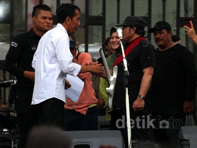 Jokowi Siap Berduet dengan Rhoma Irama