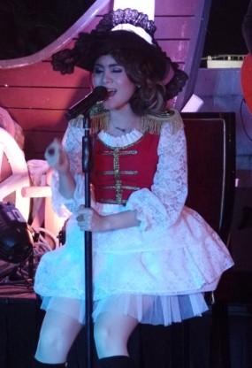 Besut Lima Lagu, Geisha Hibur Pengunjung The Restaurant The Trans