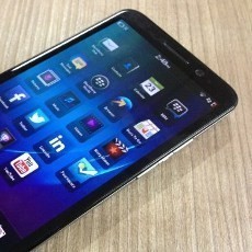 BlackBerry Jakarta Tanpa Keyboard