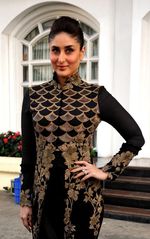 Wajah Sumringah Kareena Kapoor di Akhir Tahun