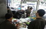 Kepincut Jeroan Goreng Gurih Plus Sayur Asam Hangat