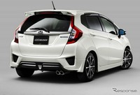 Desain Jazz terlihat lebih sporty dari depan sampai belakang. (dok Response).