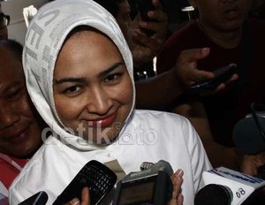 Airin Datangi Lokasi Penggerebekan Teroris di Ciputat