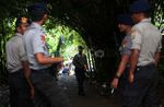 Polisi Tutup Akses Masuk TKP Penggerebekan Teroris