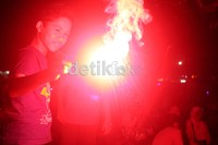 Suasana pesta kembang api TMII saat malam Tahun Baru, lebih meriah dari tahun sebelumnya, yang hanya menyuguhkan 2.013 kembang api.
