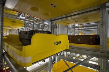 Penampakan salah satu tas bagasi di ruang penampungan. (kredit foto: LHR Airports Limited)