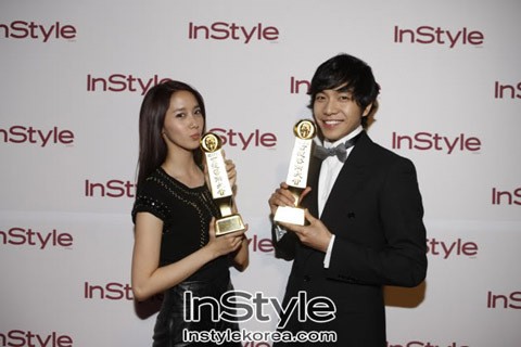 Ini Artis-Artis Korea yang Resmi Pacaran