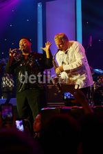Earth, Wind & Fire Meriahkan Tahun Baru di Bandung