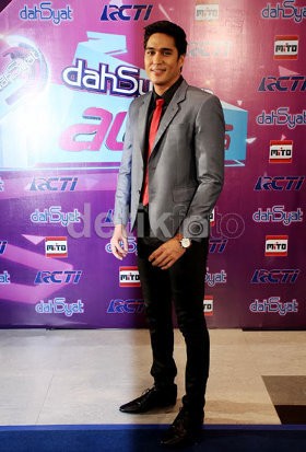 10 Cowok Jomblo Ter-HOT 2013