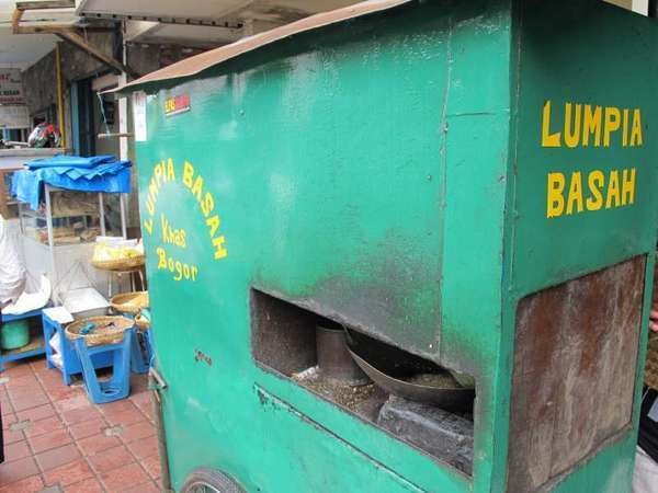 Asinan & 6 Street Food Menggoyang Lidah di Bogor