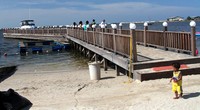 Inilah pantai terbaru di kawasan Ancol. Lokasinya agak jauh dari pantai-pantai yang telah ada sebelumnya. (Gus Mun)