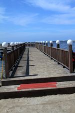 Bermain Pasir di Ancol Beach City