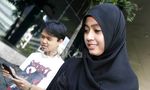 Darin Mumtazah Jenguk Luthfi Hasan