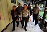 Keluarga Dayat Kacamata Cs Datangi RS Polri