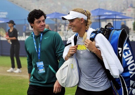 Wozniacki Bertunangan dengan McIlroy