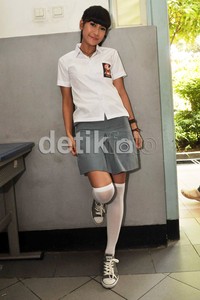 Gaya Annisa di sekolah. Noel/detikHOT.