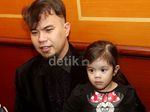 Ahmad Dhani dan si Imut Safeea