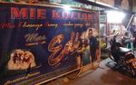 Berwisata Kuliner Malam di Jalan Lawanggada Cirebon