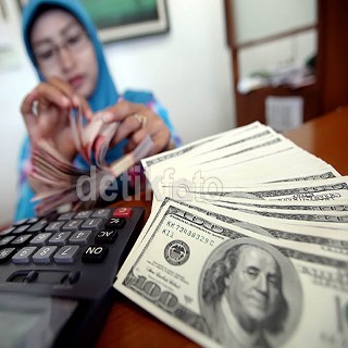 Sentuh Rp 12.250/US$, Rupiah Semakin Murah di Awal 2014