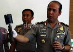 Polri Gelar Barang Bukti Milik Dayat Kacamata Cs