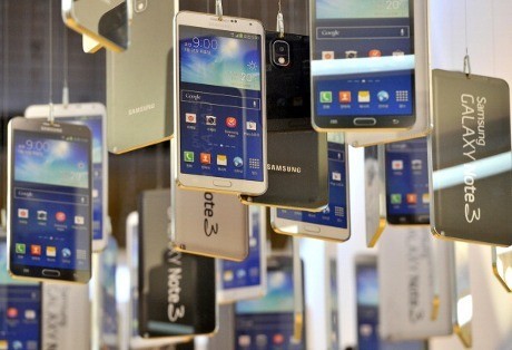 Android Rebut Tahta Ponsel Sejuta Umat