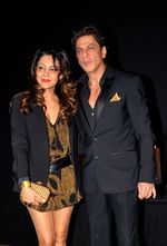 Keserasian Shahrukh Khan dan Istri