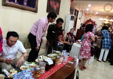 Ahok Hadiri Open House Tahun Baruan Sabam Sirait