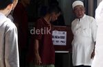 Keluarga Ambil Jenazah Dayat Kacamata Cs
