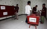 Keluarga Ambil Jenazah Dayat Kacamata Cs