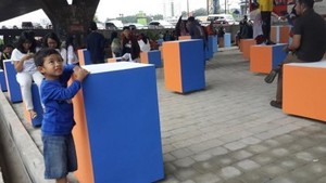 Ratusan Jomblowan dan Jomblowati Hadiri Peresmian Taman Jomblo