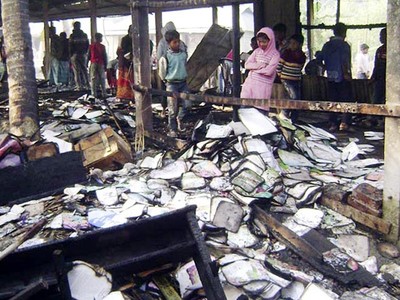 Pemilu Bangladesh Massa Bakar TPS