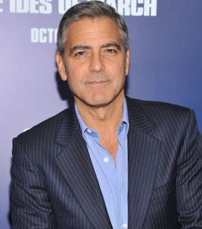 Sandra Bullock dan Julia Roberts Berebut Dukungan George Clooney