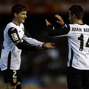 Valencia Taklukkan Levante 2-0