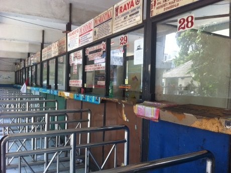 Sopir Bus Lebak Bulus Demo, Loket Tiket AKAP Tutup
