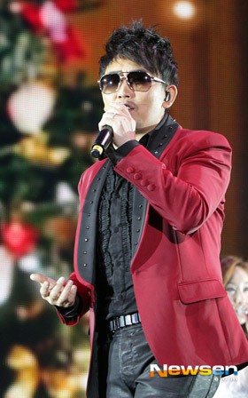 Manajemen T-Ara Tuntut Lee Seung Chul Soal Hak Cipta