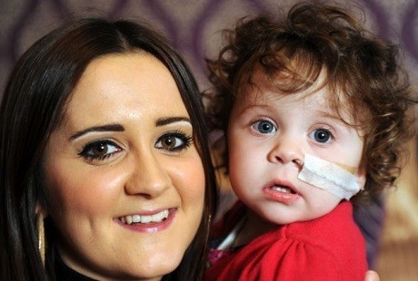 Akibat Penyakit Langka, Balita Ini Tak Dapat Mencicipi Makanan