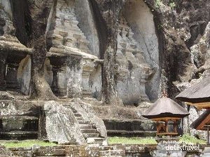 Pura Gunung Kawi Menyejukkan Jiwa