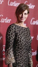 Pesona Julia Roberts di Palm Springs International Film Festival